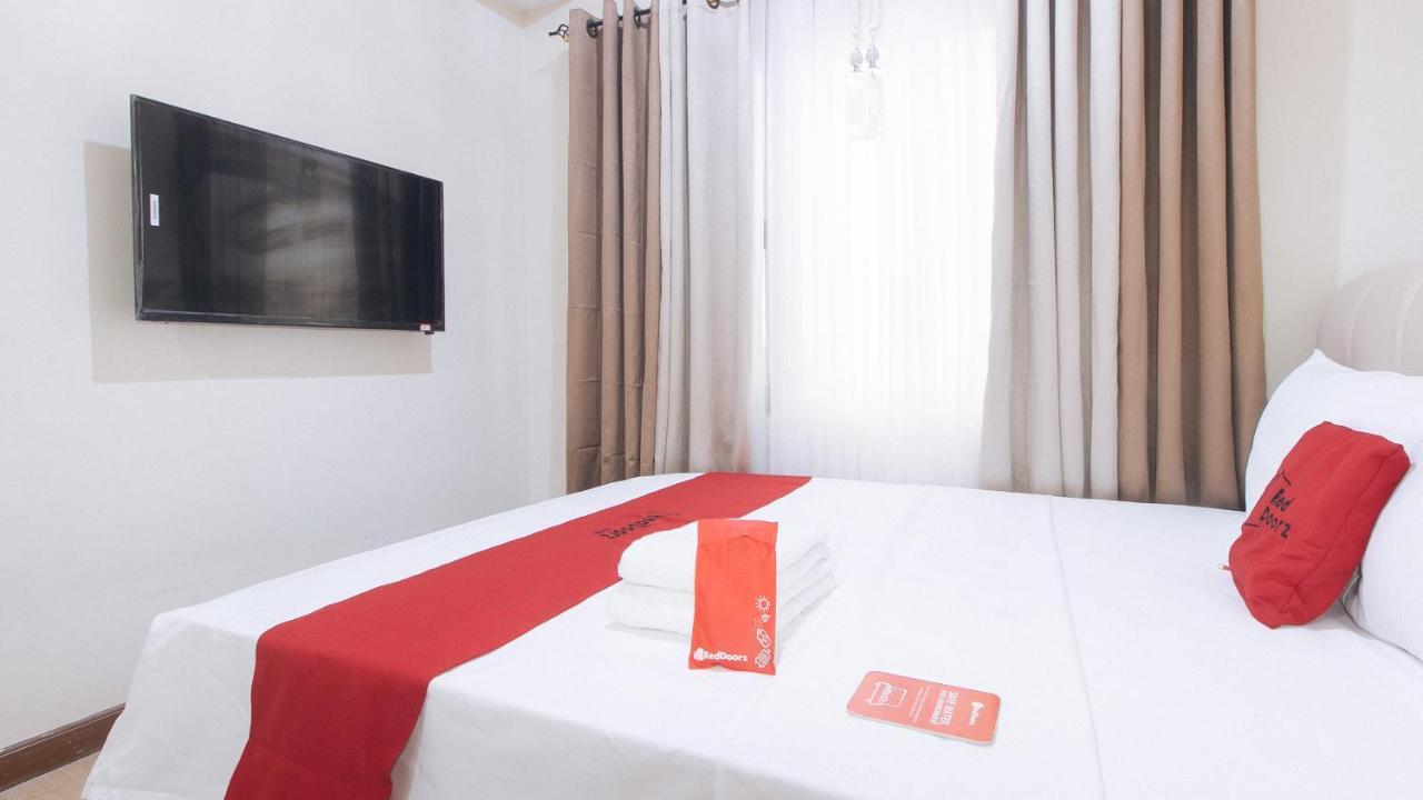 Reddoorz Plus @ Cuarto Verde Staycation ลาสปิญยาส ภายนอก รูปภาพ