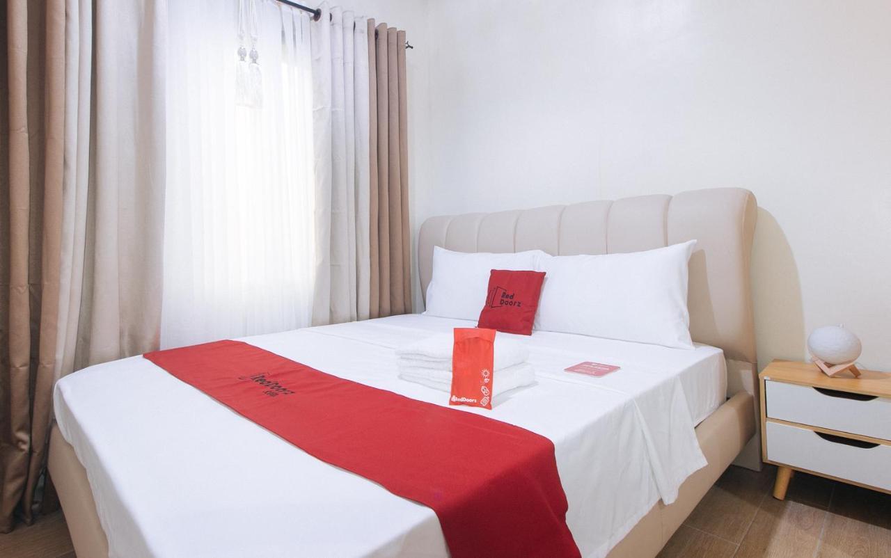 Reddoorz Plus @ Cuarto Verde Staycation ลาสปิญยาส ภายนอก รูปภาพ