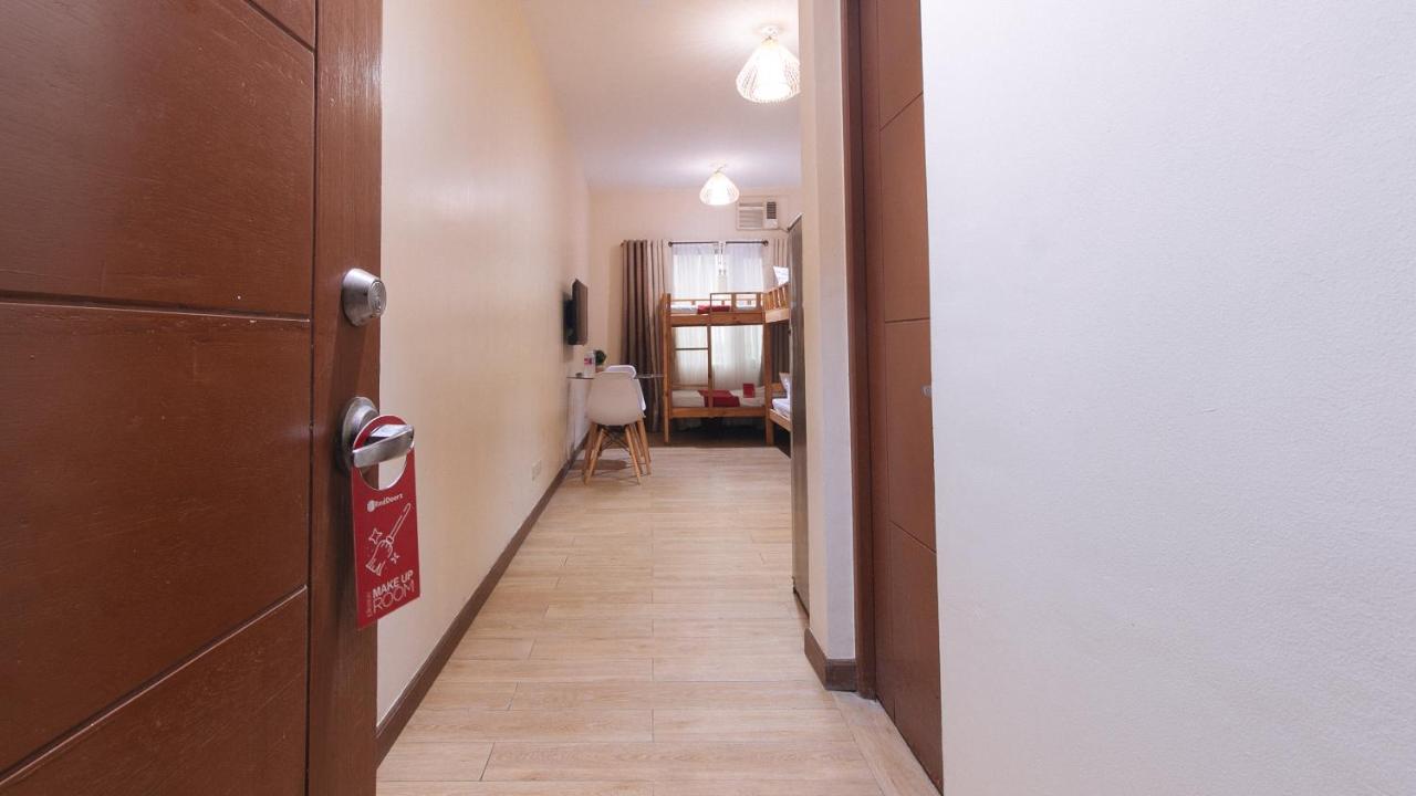 Reddoorz Plus @ Cuarto Verde Staycation ลาสปิญยาส ภายนอก รูปภาพ