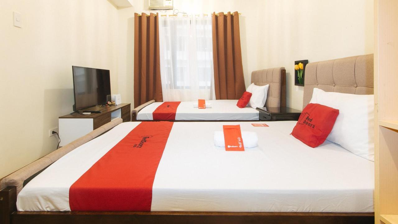 Reddoorz Plus @ Cuarto Verde Staycation ลาสปิญยาส ภายนอก รูปภาพ