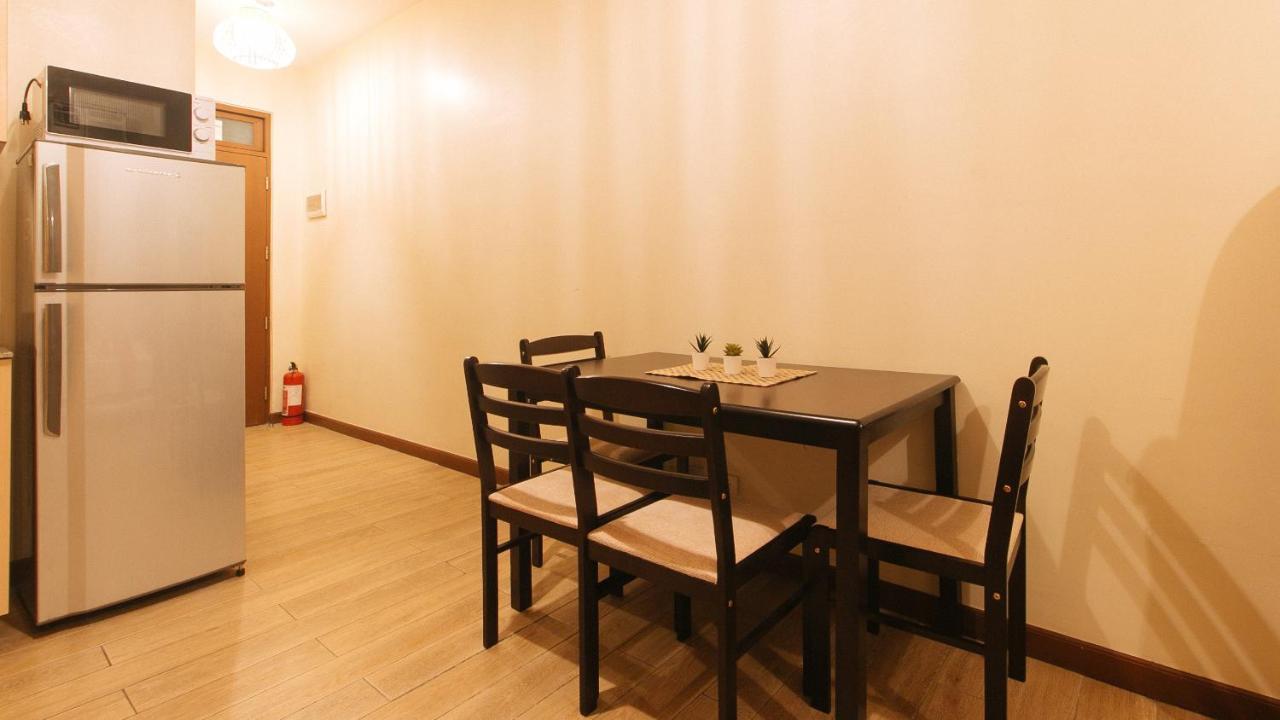 Reddoorz Plus @ Cuarto Verde Staycation ลาสปิญยาส ภายนอก รูปภาพ