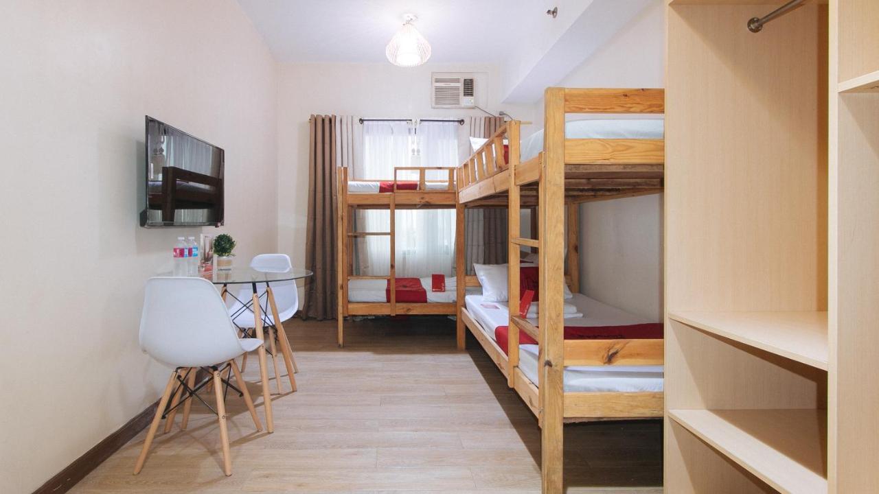 Reddoorz Plus @ Cuarto Verde Staycation ลาสปิญยาส ภายนอก รูปภาพ