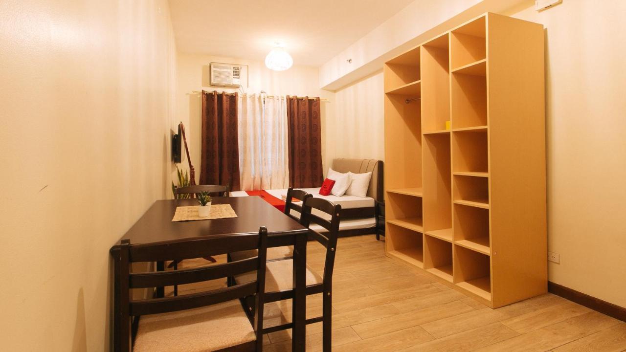 Reddoorz Plus @ Cuarto Verde Staycation ลาสปิญยาส ภายนอก รูปภาพ