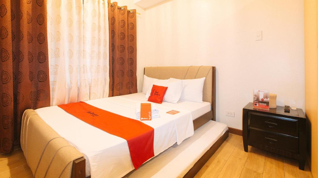 Reddoorz Plus @ Cuarto Verde Staycation ลาสปิญยาส ภายนอก รูปภาพ
